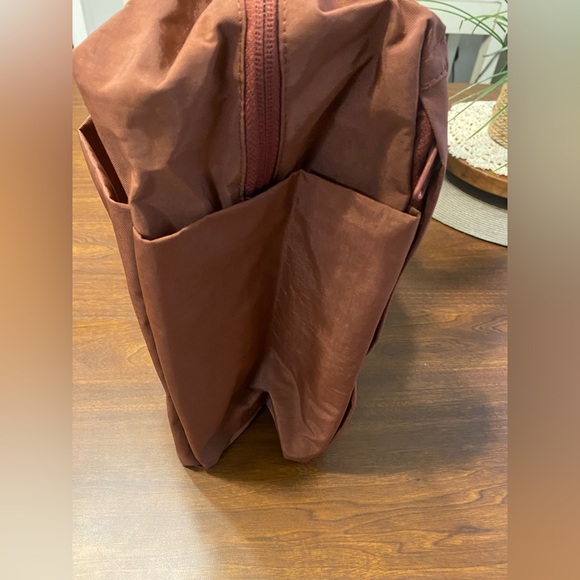 Baggu Cloud Carry-On bag Mahogany - Picture 6 of 9